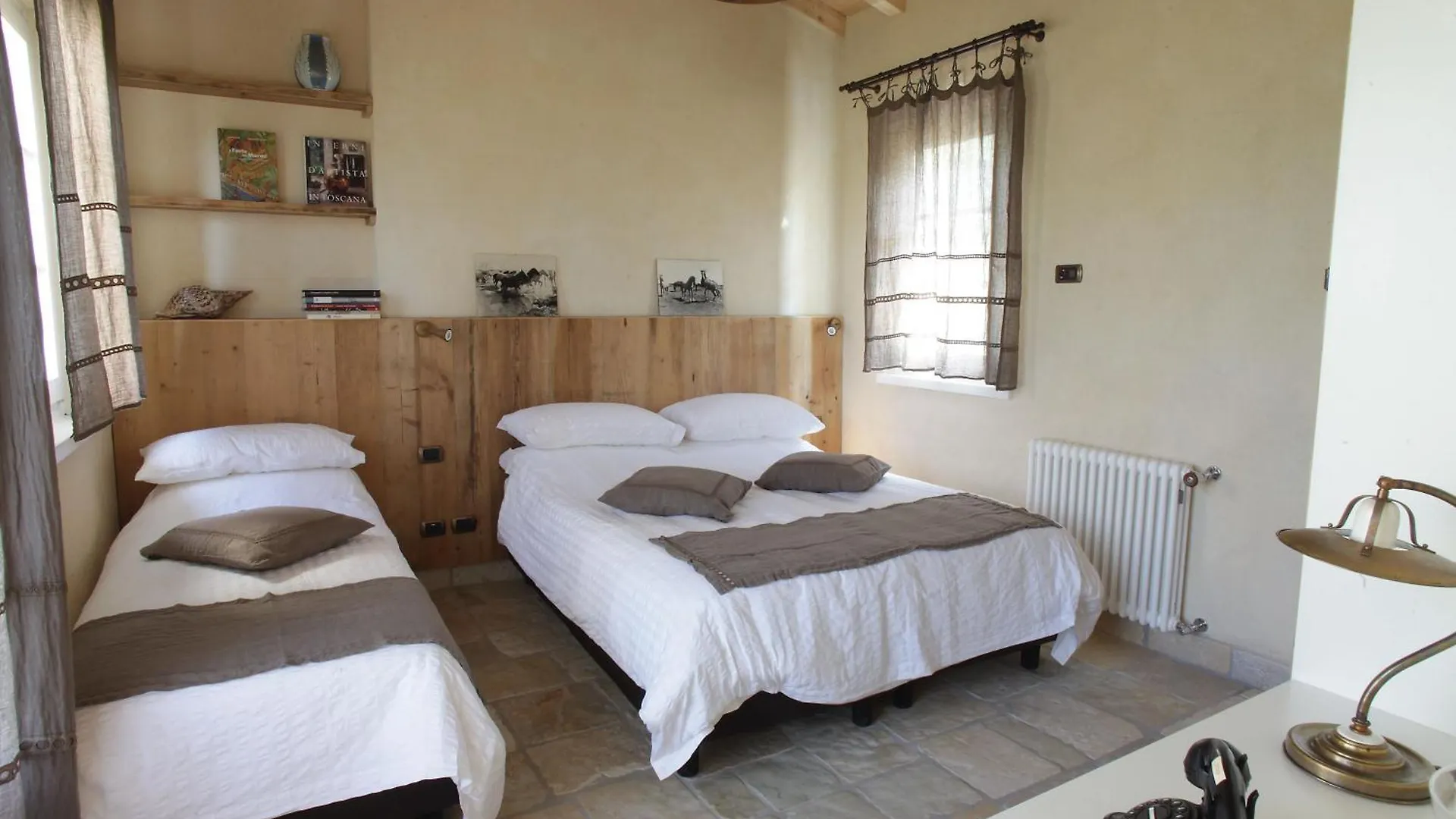 Olimagio Farm Stay With Animals And 25M Pool, Beach At Cycling Distance Pietrasanta Italy