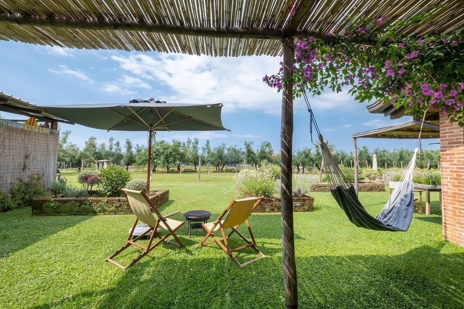 Olimagio Farm Stay With Animals And 25M Pool, Beach At Cycling Distance Pietrasanta 0*,  Italy