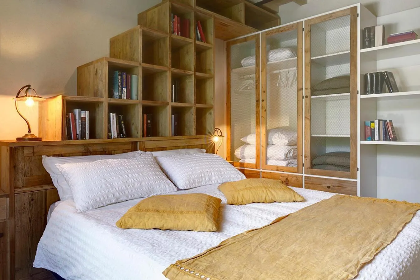 Country house Olimagio Farm Stay With Animals And 25M Pool, Beach At Cycling Distance Pietrasanta Italy