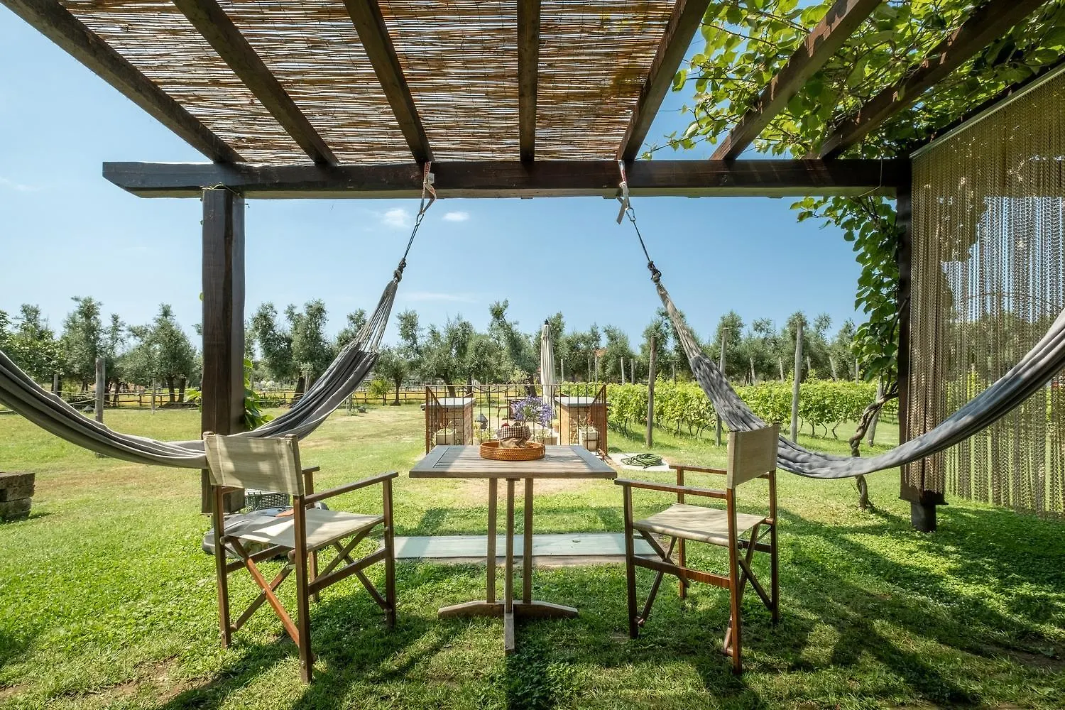 Olimagio Farm Stay With Animals And 25M Pool, Beach At Cycling Distance Pietrasanta