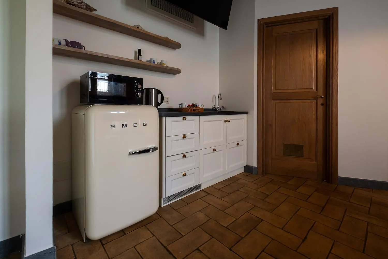 Olimagio Farm Stay With Animals And 25M Pool, Beach At Cycling Distance Pietrasanta